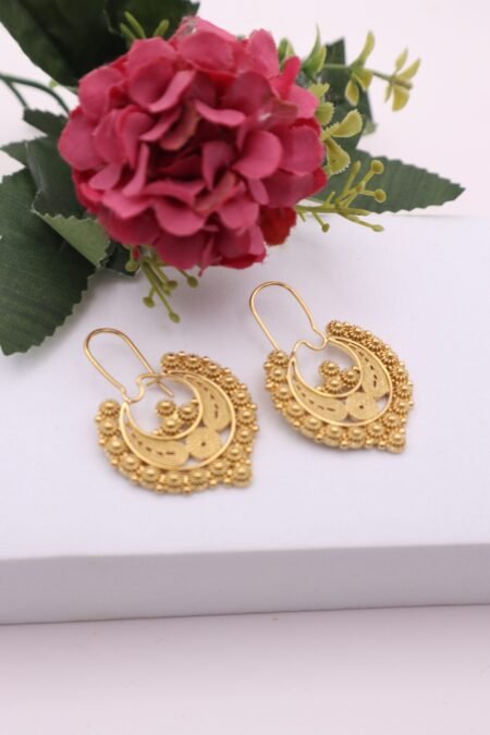 ARETES