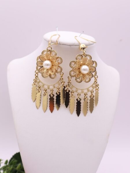 ARETES