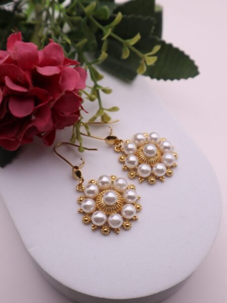 ARETES