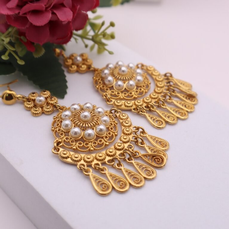 ARETES