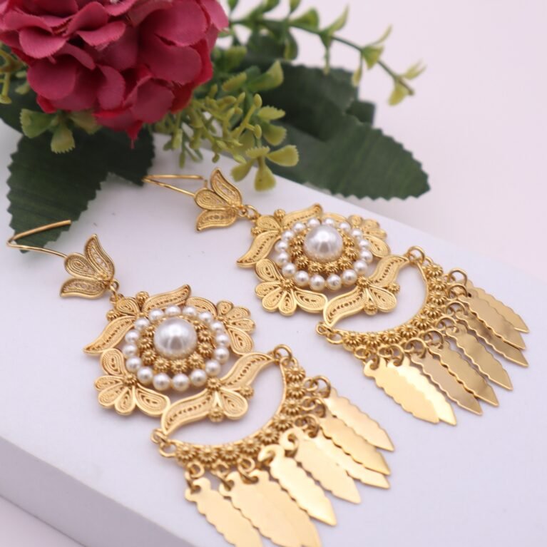 ARETES
