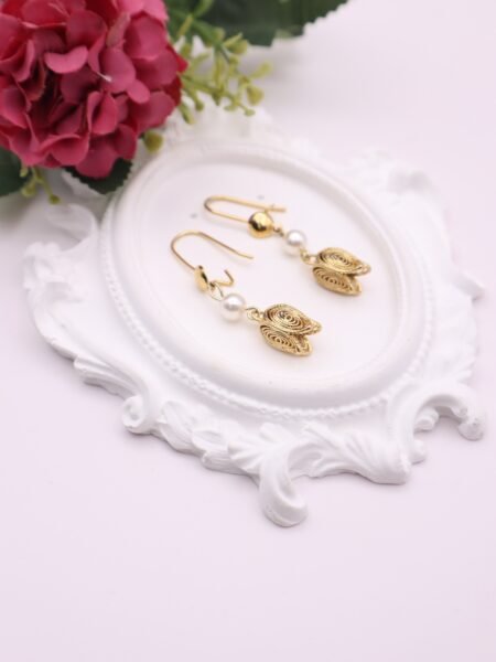 ARETES MARGARITA